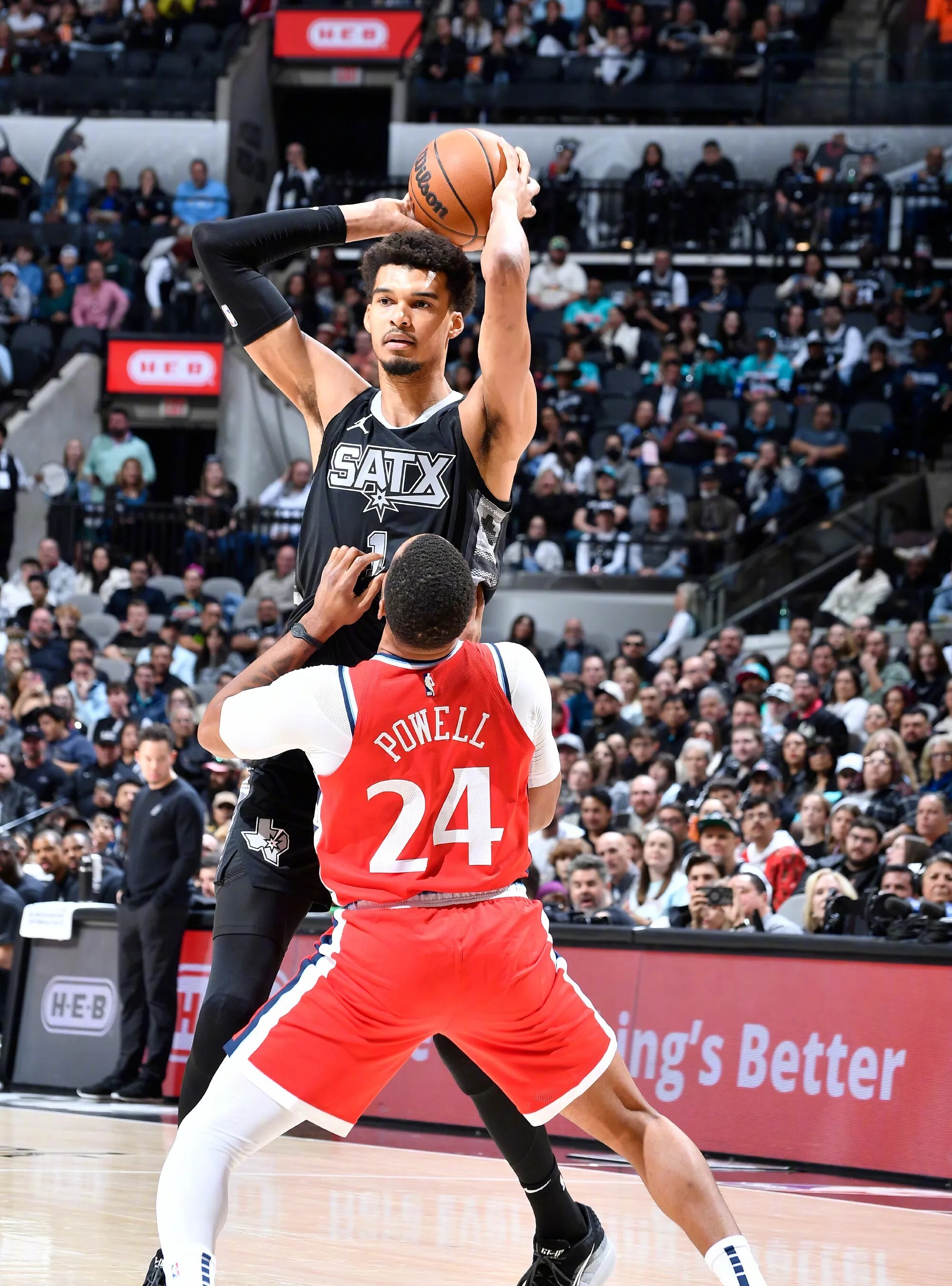 九游体育官网包含快船不断突破！，内马尔连续十场比赛得分超过重要助攻赛场气氛高涨的词条